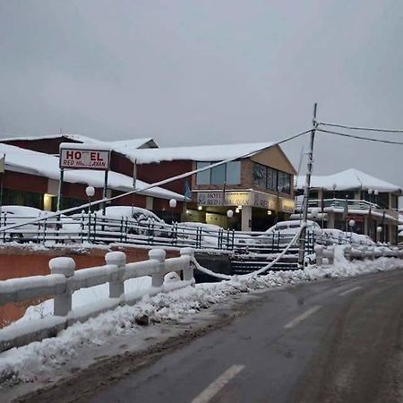 Hotel Red Himalayan Murree Kültér fotó